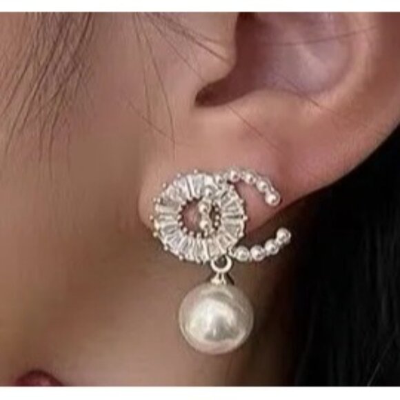 2/$24 Silver & Crystal Double C Pearl Drop Earrings Elegant Statement Piece - Picture 5 of 6